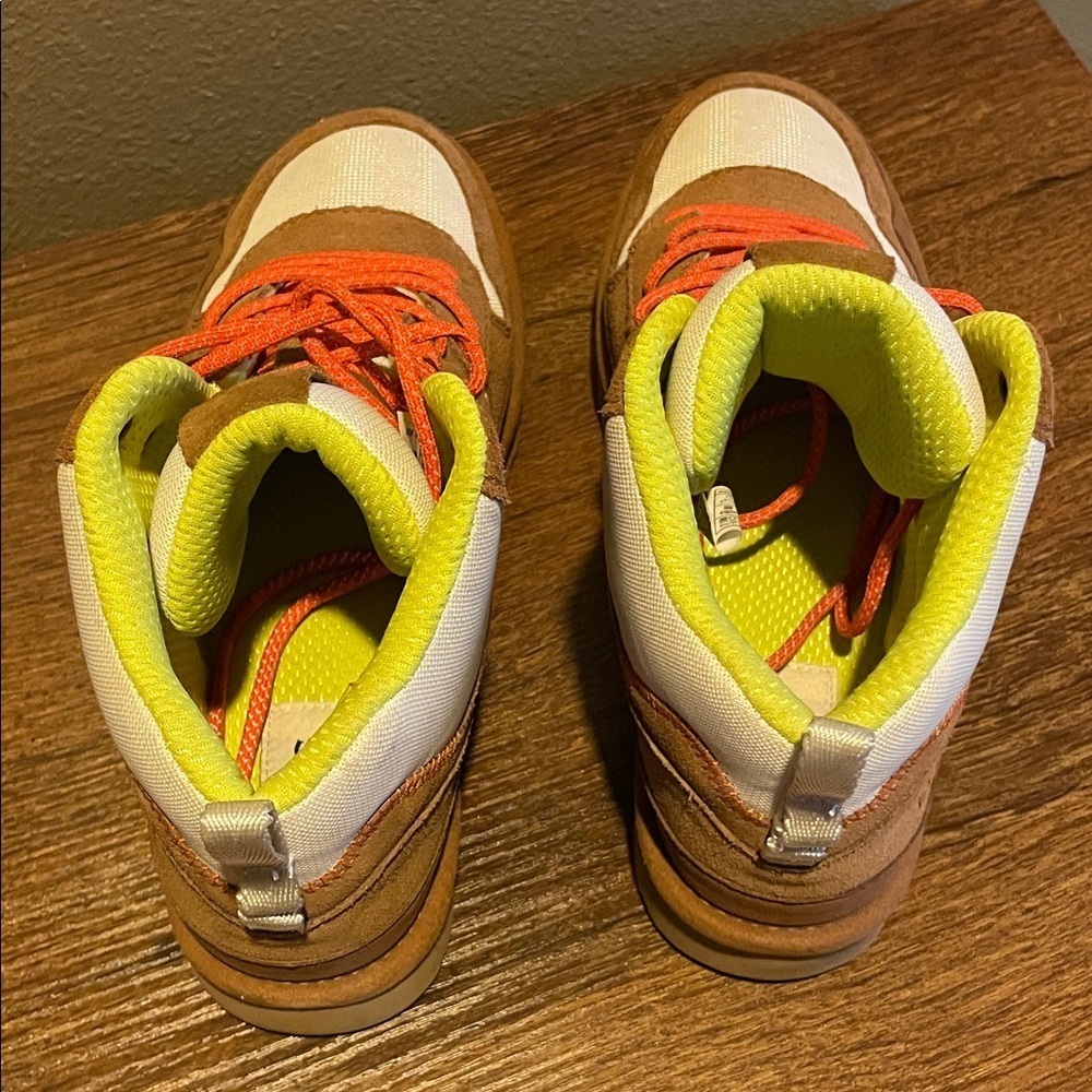 UGG cushioned Sneakers - Picture 3 of 6